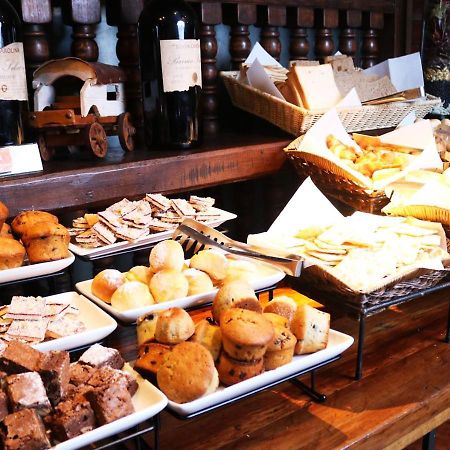 Hotel Y Centro De Eventos Manquehue Las Condes ซานติอาโก ภายนอก รูปภาพ