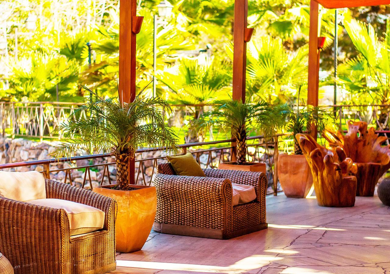 Hotel Y Centro De Eventos Manquehue Las Condes ซานติอาโก ภายนอก รูปภาพ
