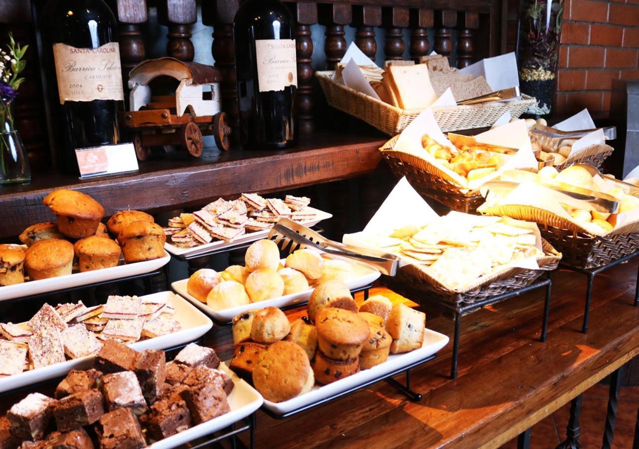 Hotel Y Centro De Eventos Manquehue Las Condes ซานติอาโก ภายนอก รูปภาพ
